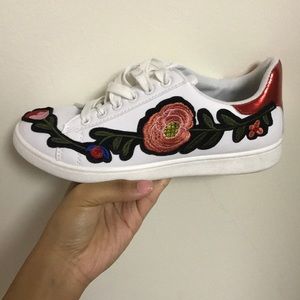 Flower shoes